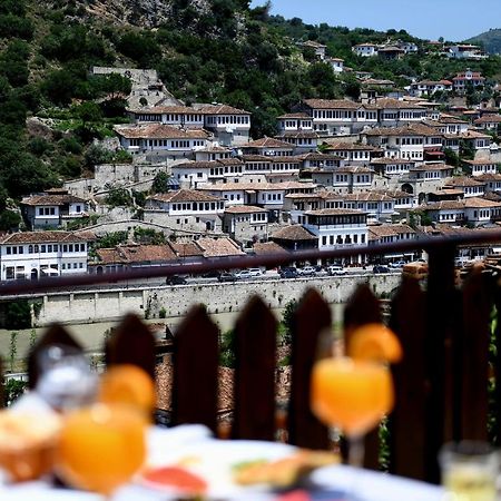 Anhel Hotel Berat Exterior foto